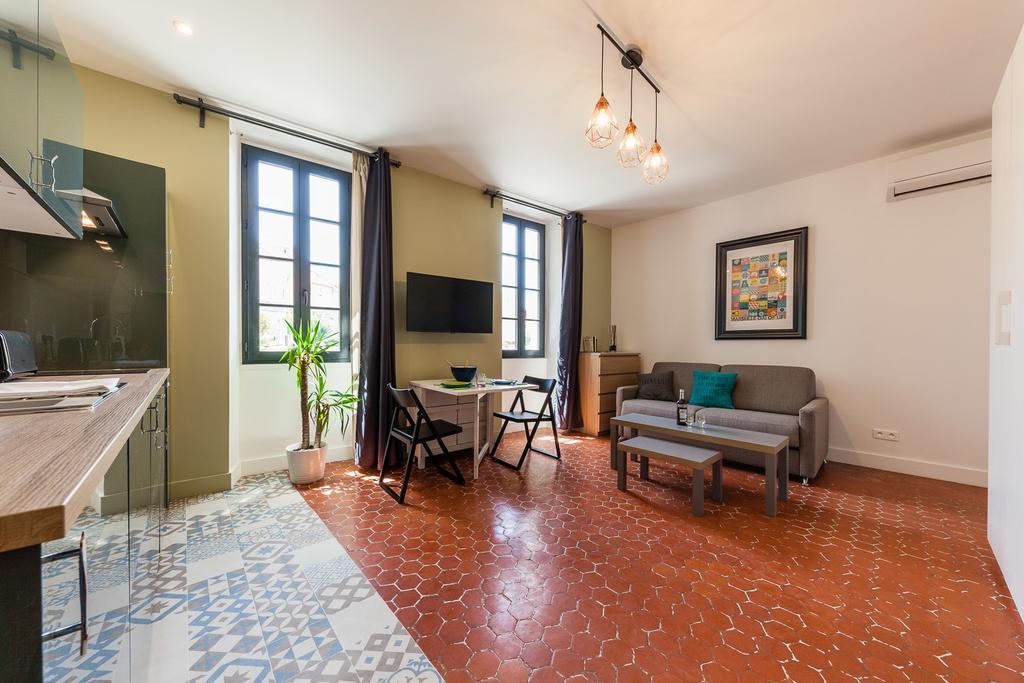 Chez Nous - 7 Appartements Sur Le Vieux Port 马赛 外观 照片